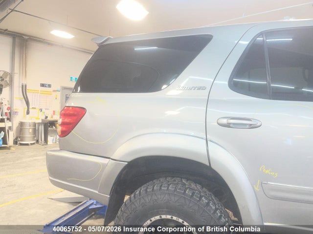 2004 Toyota Sequoia Limited მანქანა იყიდება აუქციონზე, vin: 5TDBT48A54S217244, აუქციონის ნომერი: 40065752