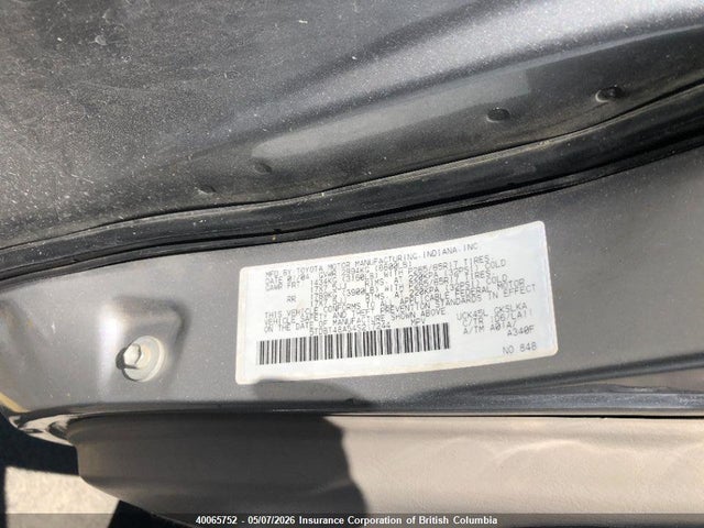 2004 Toyota Sequoia Limited მანქანა იყიდება აუქციონზე, vin: 5TDBT48A54S217244, აუქციონის ნომერი: 40065752