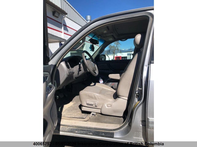 2004 Toyota Sequoia Limited მანქანა იყიდება აუქციონზე, vin: 5TDBT48A54S217244, აუქციონის ნომერი: 40065752