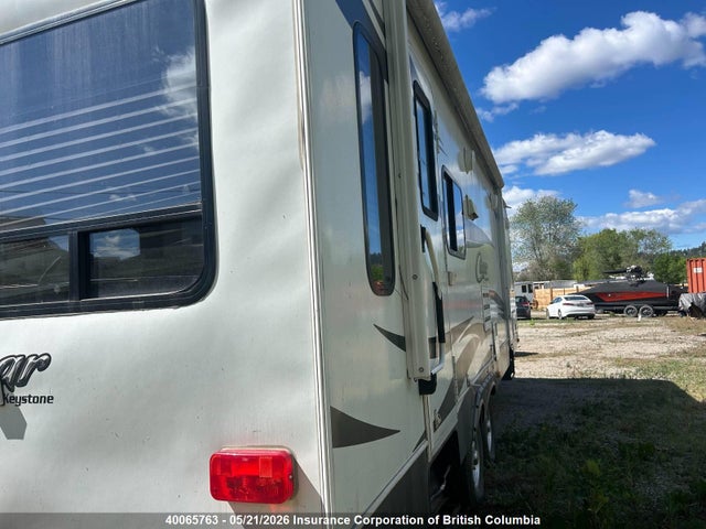 4YDT27R22EC502676 Cougar Keystone