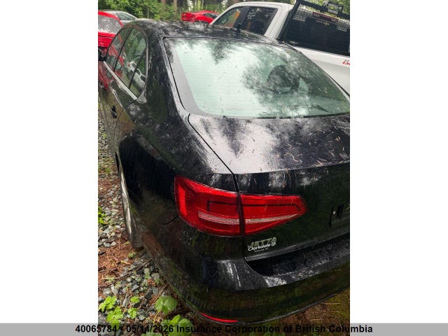 2015 Volkswagen Jetta მანქანა იყიდება აუქციონზე, vin: 3VW2K7AJXFM304409, აუქციონის ნომერი: 40065784