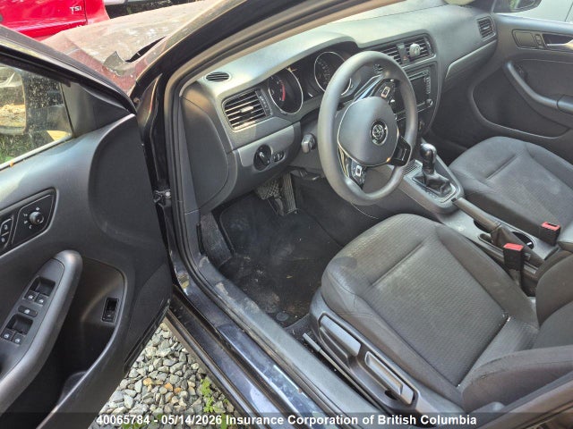 2015 Volkswagen Jetta მანქანა იყიდება აუქციონზე, vin: 3VW2K7AJXFM304409, აუქციონის ნომერი: 40065784