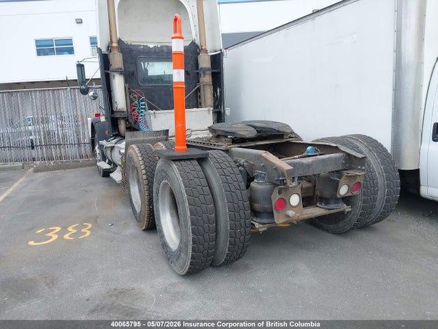 Aukcja sprzedaży 2005 Freightliner Conventional Fld120, vin: 1FUJALAV65DN71157, numer aukcji: 40065795