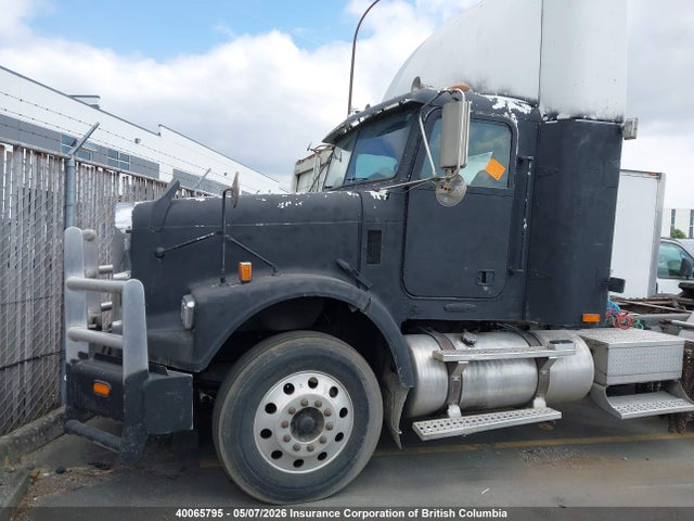 Aukcja sprzedaży 2005 Freightliner Conventional Fld120, vin: 1FUJALAV65DN71157, numer aukcji: 40065795