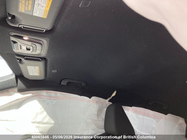 40065846 :رقم المزاد ، 7MUFBABG8PV012916 vin ، 2023 Toyota Corolla Cross Hybrid Se مزاد بيع