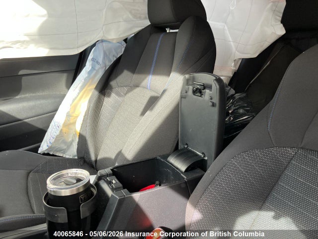 40065846 :رقم المزاد ، 7MUFBABG8PV012916 vin ، 2023 Toyota Corolla Cross Hybrid Se مزاد بيع