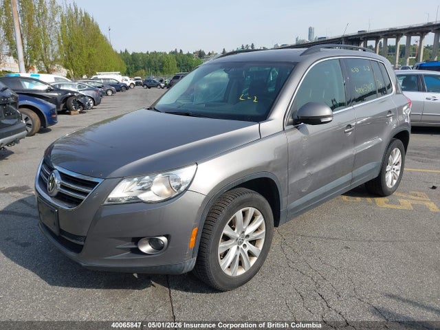40065847 :رقم المزاد ، WVGBV7AX2AW514571 vin ، 2010 Volkswagen Tiguan Se/sel مزاد بيع