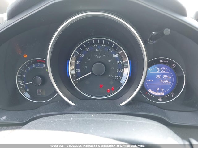 3HGGK5H8XFM101778 Honda Fit
