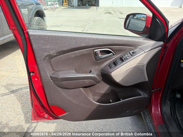 KM8JU3AG6EU901228 Hyundai TUCSON GLS