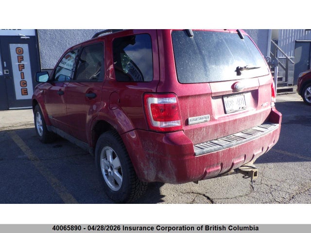 40065890 :رقم المزاد ، 1FMCU93148KD21383 vin ، 2008 Ford Escape Xlt مزاد بيع