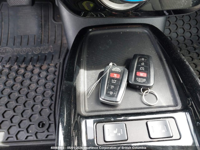 JTDKARFP1L3127373 Toyota Prius