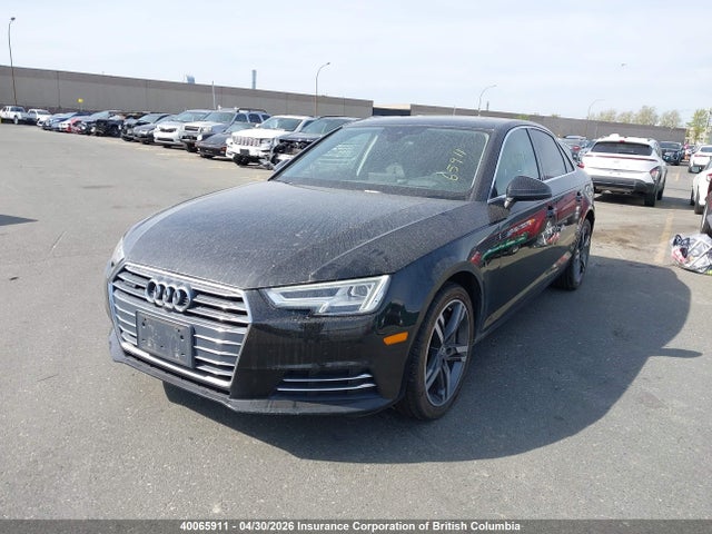 WAUCNAF4XHN035476 Audi A4