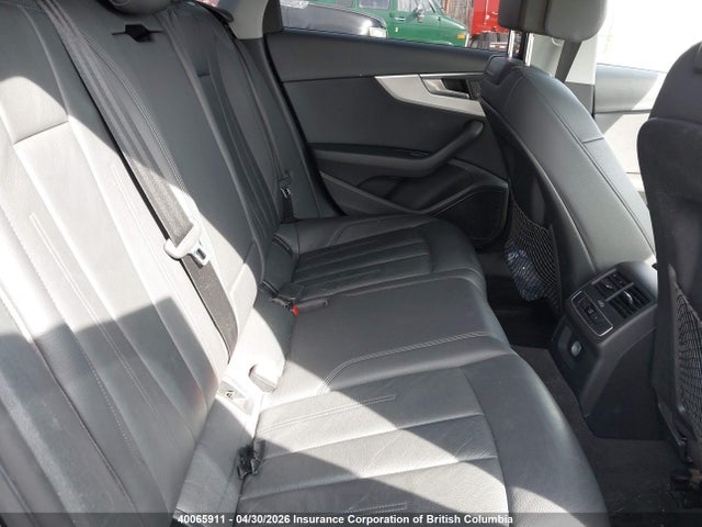 WAUCNAF4XHN035476 Audi A4