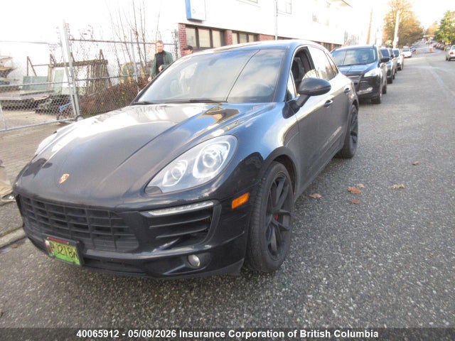 Porsche Macan 2015 WP1AB2A58FLB51808 Image 2