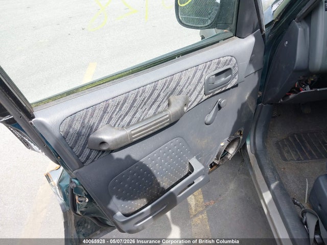 1998 Toyota Rav4 მანქანა იყიდება აუქციონზე, vin: JT3HP10V1W0173121, აუქციონის ნომერი: 40065928