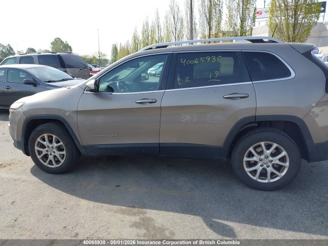 Продажа на аукционе авто 2017 Jeep Cherokee Latitude, vin: 1C4PJMCS3HW651101, номер лота: 40065938