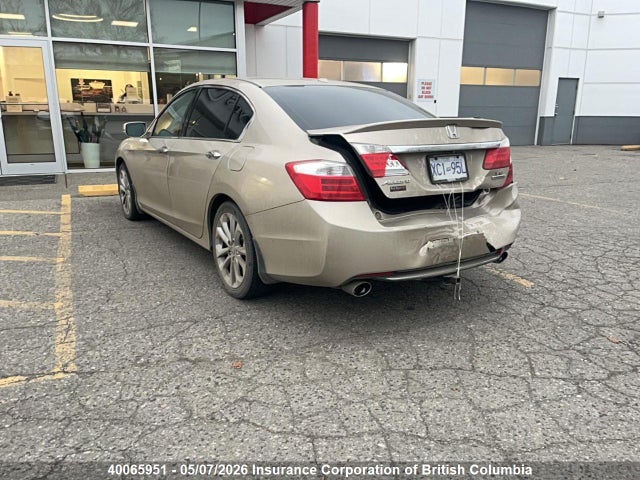Продаж на аукціоні авто 2015 Honda Accord Touring, vin: 1HGCR3F93FA801150, номер лоту: 40065951