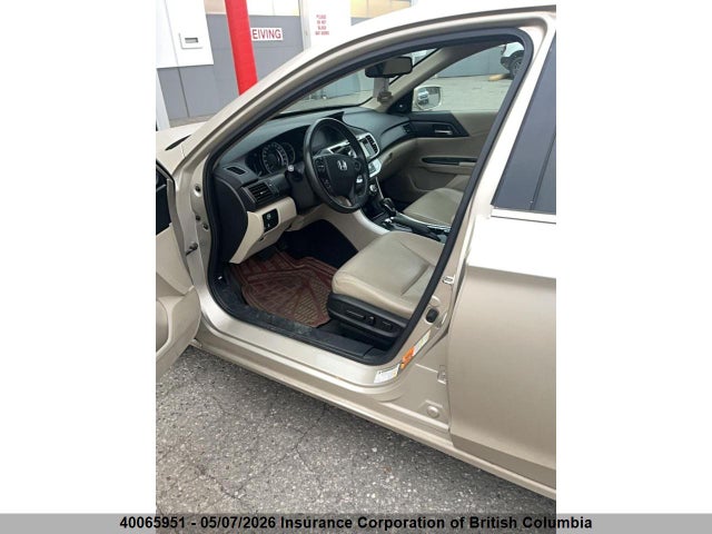 Продаж на аукціоні авто 2015 Honda Accord Touring, vin: 1HGCR3F93FA801150, номер лоту: 40065951