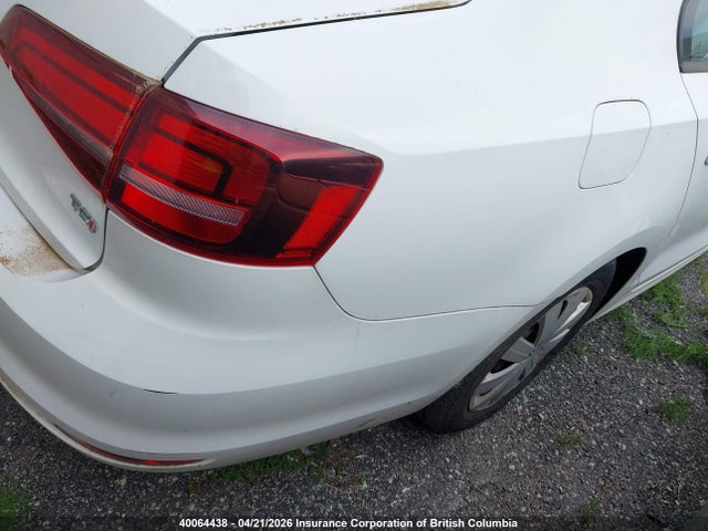 3VW267AJ0GM239026 Volkswagen JETTA S