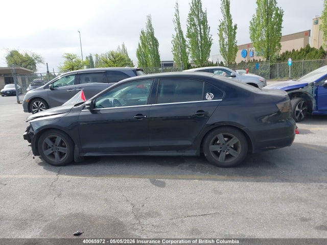 2013 Volkswagen Jetta მანქანა იყიდება აუქციონზე, vin: 3VWWL7AJ7DM416547, აუქციონის ნომერი: 40065972