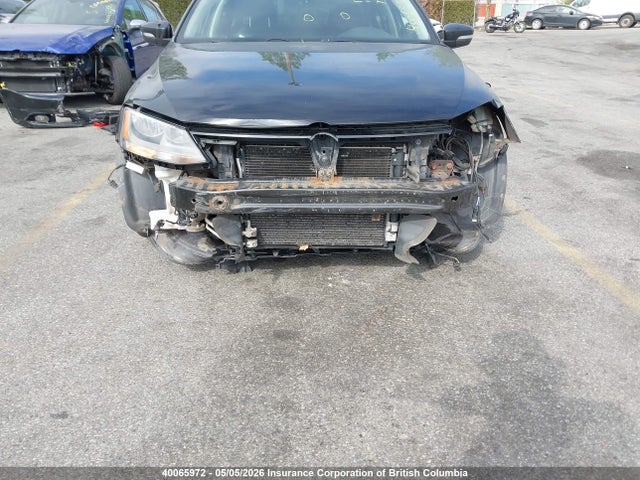 2013 Volkswagen Jetta მანქანა იყიდება აუქციონზე, vin: 3VWWL7AJ7DM416547, აუქციონის ნომერი: 40065972