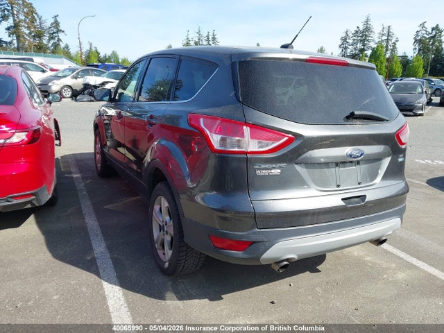 40065990 :رقم المزاد ، 1FMCU9GX5FUB51549 vin ، 2015 Ford Escape Se مزاد بيع