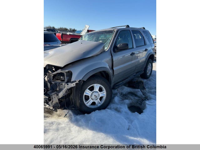 40065991 :رقم المزاد ، 1FMCU04121KB69443 vin ، 2001 Ford Escape Xlt مزاد بيع