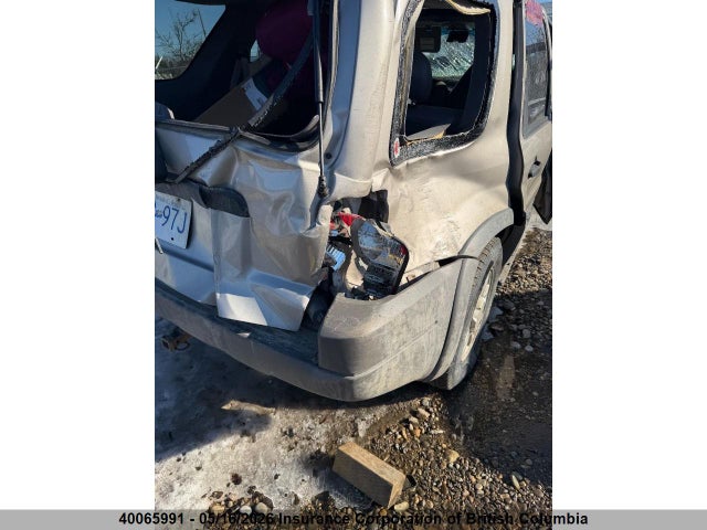40065991 :رقم المزاد ، 1FMCU04121KB69443 vin ، 2001 Ford Escape Xlt مزاد بيع