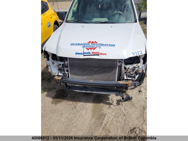 Продаж на аукціоні авто 2010 Ford Escape Xlt, vin: 1FMCU9DG3AKB73364, номер лоту: 40066012