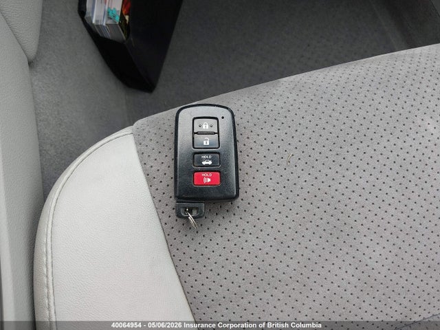 40064954 :رقم المزاد ، 4T1BD1FK2CU040486 vin ، 2012 Toyota Camry Hybrid/le/xle مزاد بيع