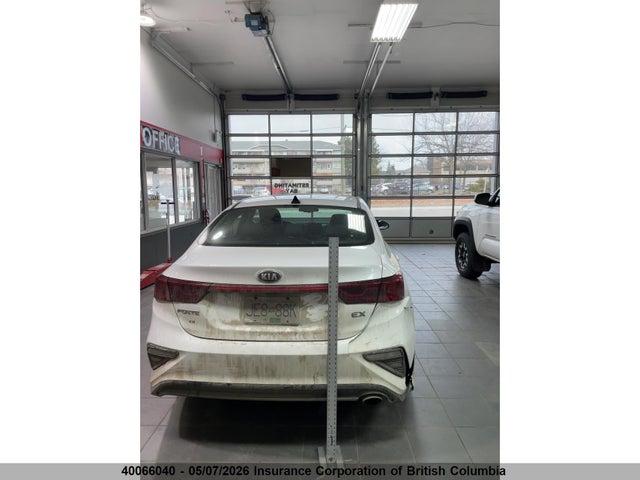 2019 Kia Forte მანქანა იყიდება აუქციონზე, vin: 3KPF54ADXKE092247, აუქციონის ნომერი: 40066040