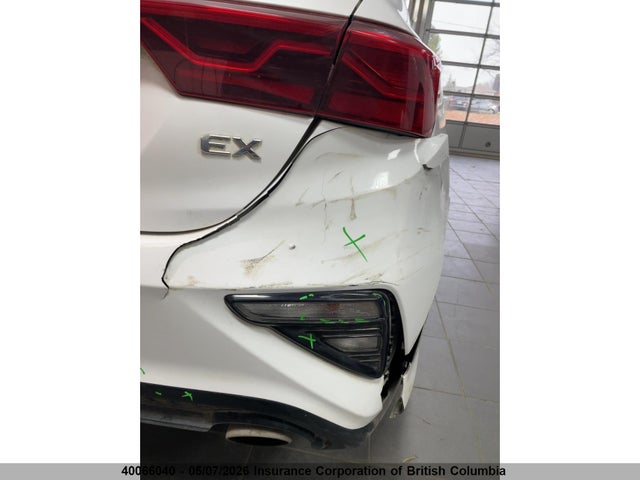 2019 Kia Forte მანქანა იყიდება აუქციონზე, vin: 3KPF54ADXKE092247, აუქციონის ნომერი: 40066040