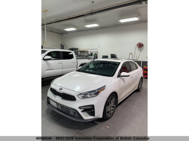 2019 Kia Forte მანქანა იყიდება აუქციონზე, vin: 3KPF54ADXKE092247, აუქციონის ნომერი: 40066040