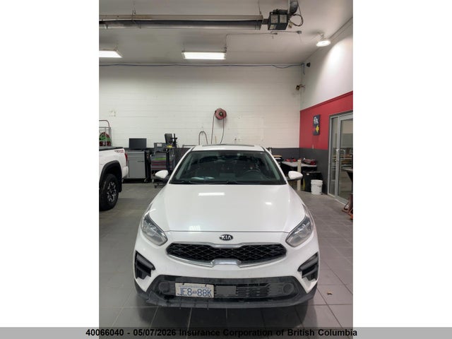 2019 Kia Forte მანქანა იყიდება აუქციონზე, vin: 3KPF54ADXKE092247, აუქციონის ნომერი: 40066040