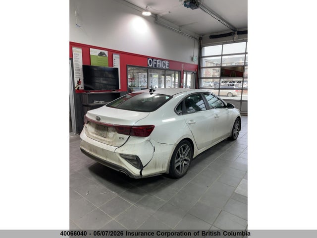 2019 Kia Forte მანქანა იყიდება აუქციონზე, vin: 3KPF54ADXKE092247, აუქციონის ნომერი: 40066040