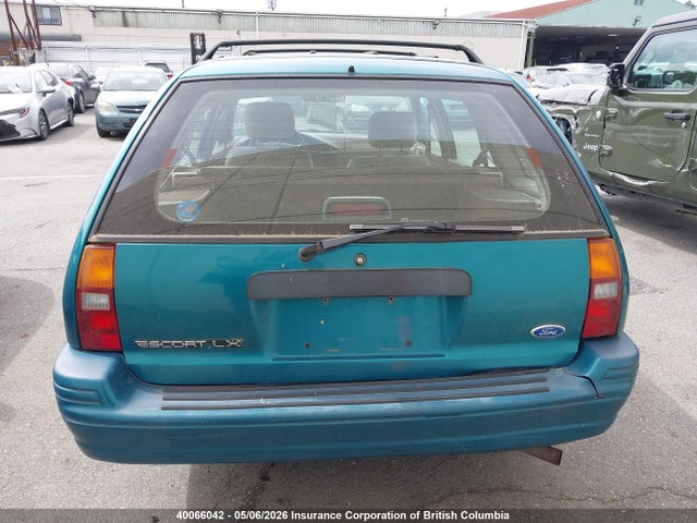 40066042 :رقم المزاد ، 1FALP15J5SW322574 vin ، 1995 Ford Escort Lx/sport مزاد بيع