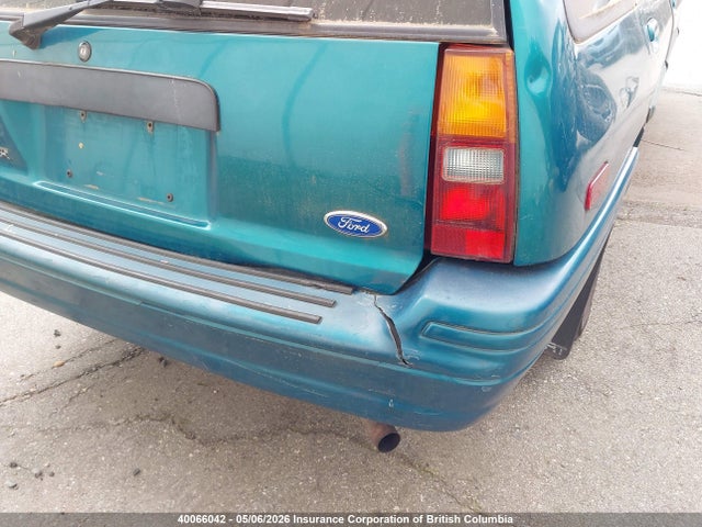40066042 :رقم المزاد ، 1FALP15J5SW322574 vin ، 1995 Ford Escort Lx/sport مزاد بيع