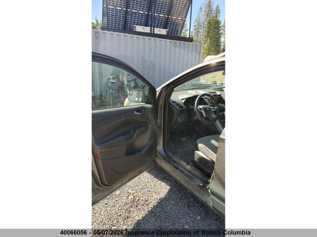 1FMCU9G9XFUA01406 Ford ESCAPE SE