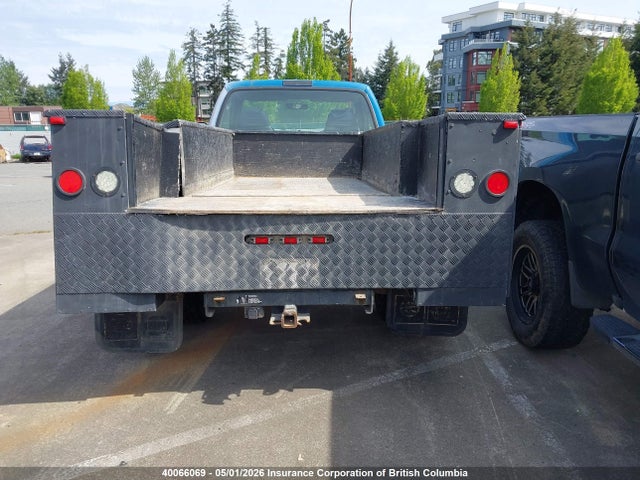40066069 :رقم المزاد ، 1FDWF36F92EA71611 vin ، 2002 Ford F350 مزاد بيع
