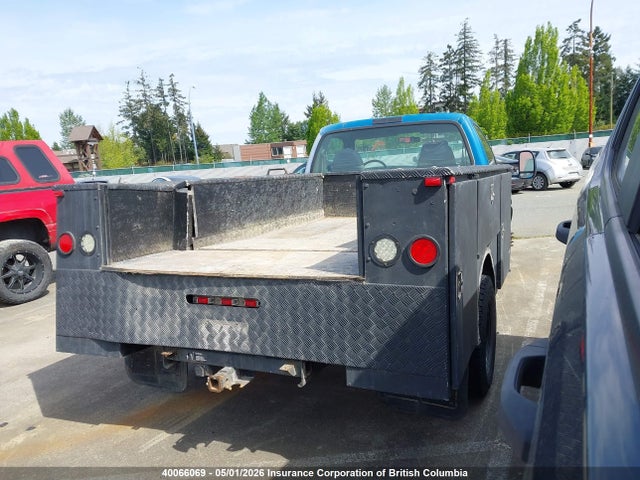 40066069 :رقم المزاد ، 1FDWF36F92EA71611 vin ، 2002 Ford F350 مزاد بيع