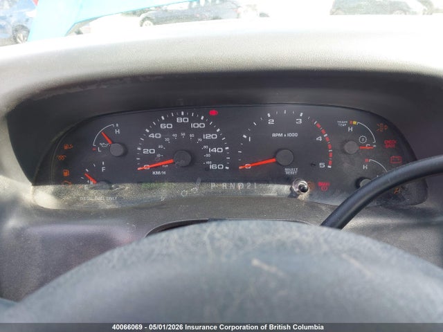 40066069 :رقم المزاد ، 1FDWF36F92EA71611 vin ، 2002 Ford F350 مزاد بيع