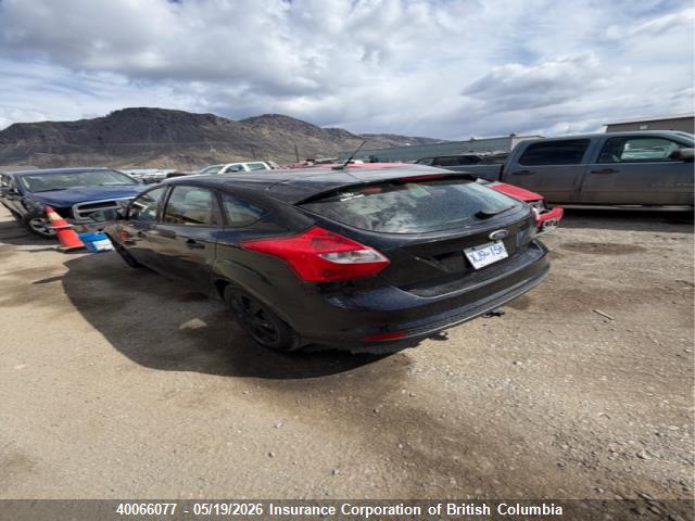 40066077 :رقم المزاد ، 1FADP3K28DL228576 vin ، 2013 Ford Focus مزاد بيع