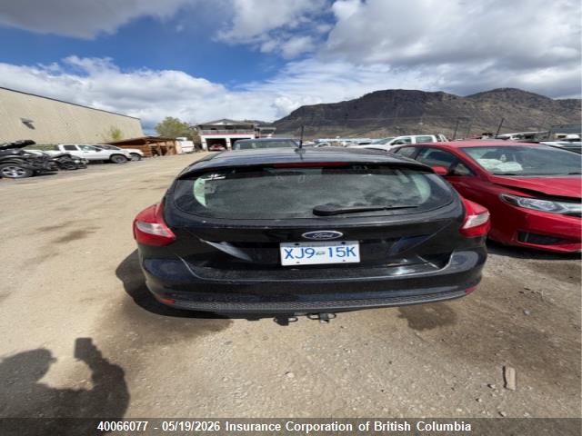 40066077 :رقم المزاد ، 1FADP3K28DL228576 vin ، 2013 Ford Focus مزاد بيع