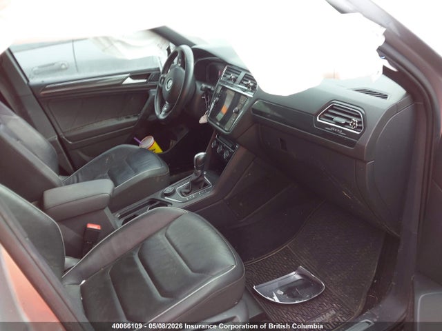 3VV4B7AX8KM151797 Volkswagen Tiguan Sel Premium/sel Premium R-line