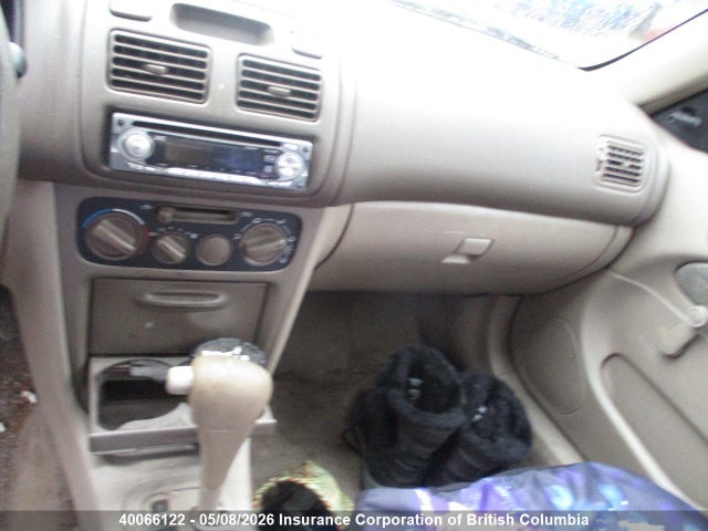 2000 Toyota Corolla Ce/le მანქანა იყიდება აუქციონზე, vin: 2T1BR12E0YC789782, აუქციონის ნომერი: 40066122