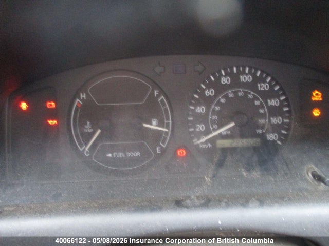 2000 Toyota Corolla Ce/le მანქანა იყიდება აუქციონზე, vin: 2T1BR12E0YC789782, აუქციონის ნომერი: 40066122