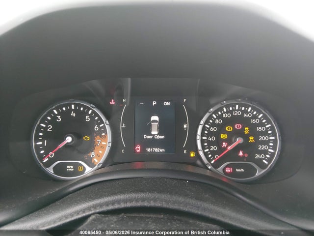 40065450 :رقم المزاد ، ZACCJBBT9GPD07863 vin ، 2016 Jeep Renegade Latitude مزاد بيع