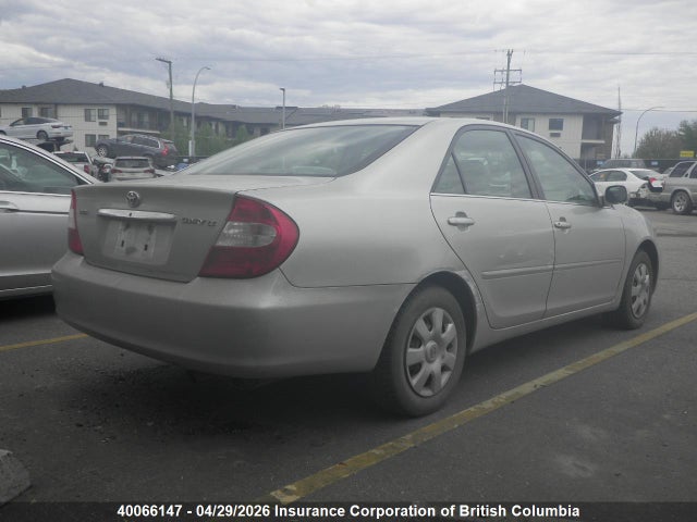 40066147 :رقم المزاد ، JTDBE32K620001134 vin ، 2002 Toyota Camry مزاد بيع