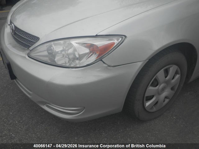 40066147 :رقم المزاد ، JTDBE32K620001134 vin ، 2002 Toyota Camry مزاد بيع