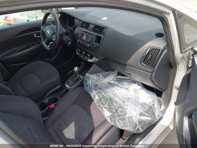 2015 Kia Rio Lx მანქანა იყიდება აუქციონზე, vin: KNADM5A32F6704165, აუქციონის ნომერი: 40066168